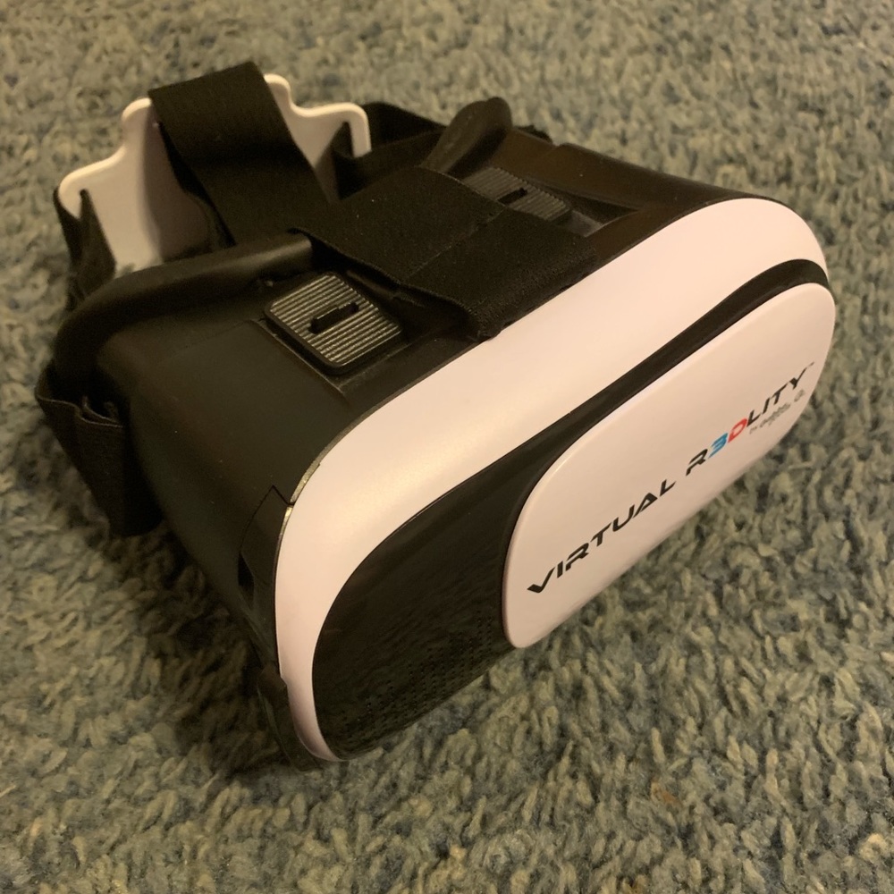 VIRTUAL R3DLITY™️ VR goggles